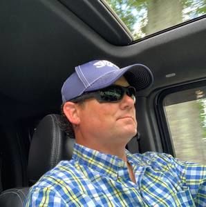 Meet your Posher, Eric